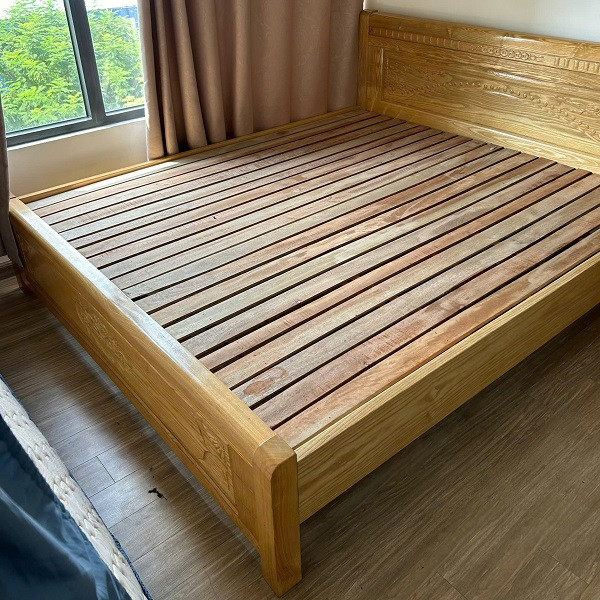 Giường 1m8x2m gỗ tự nhiên